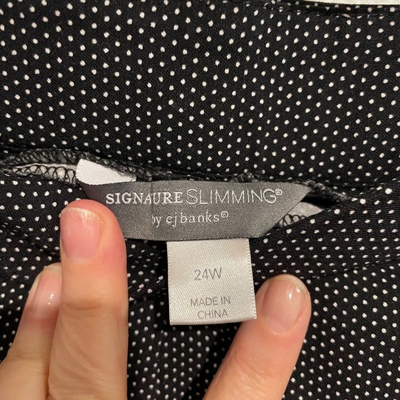 Signature Slimming by CJ Banks Black with mini polka-dot Capri pant. Siz… - Picture 3 of 7